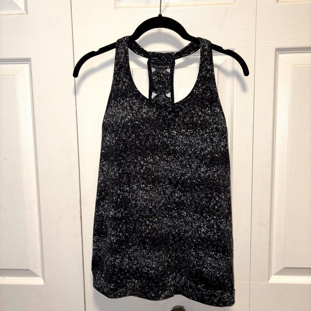 Athleta racerback tank top. Size Small. EUC!!